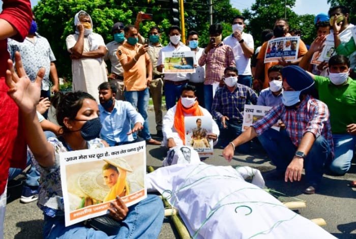 BJP Protest in Chandigarh in Favour of Kangana Ranaut