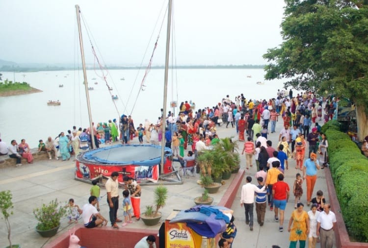 Chandigarh admn discontinues weekend closure of Sukhna Lake