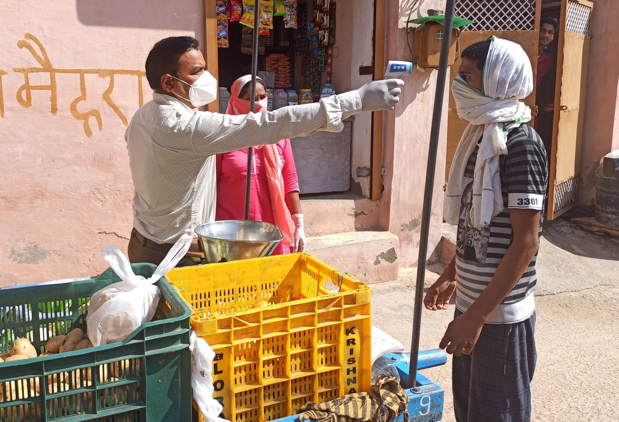 Corona infected old man dies, 19 deaths in district so far