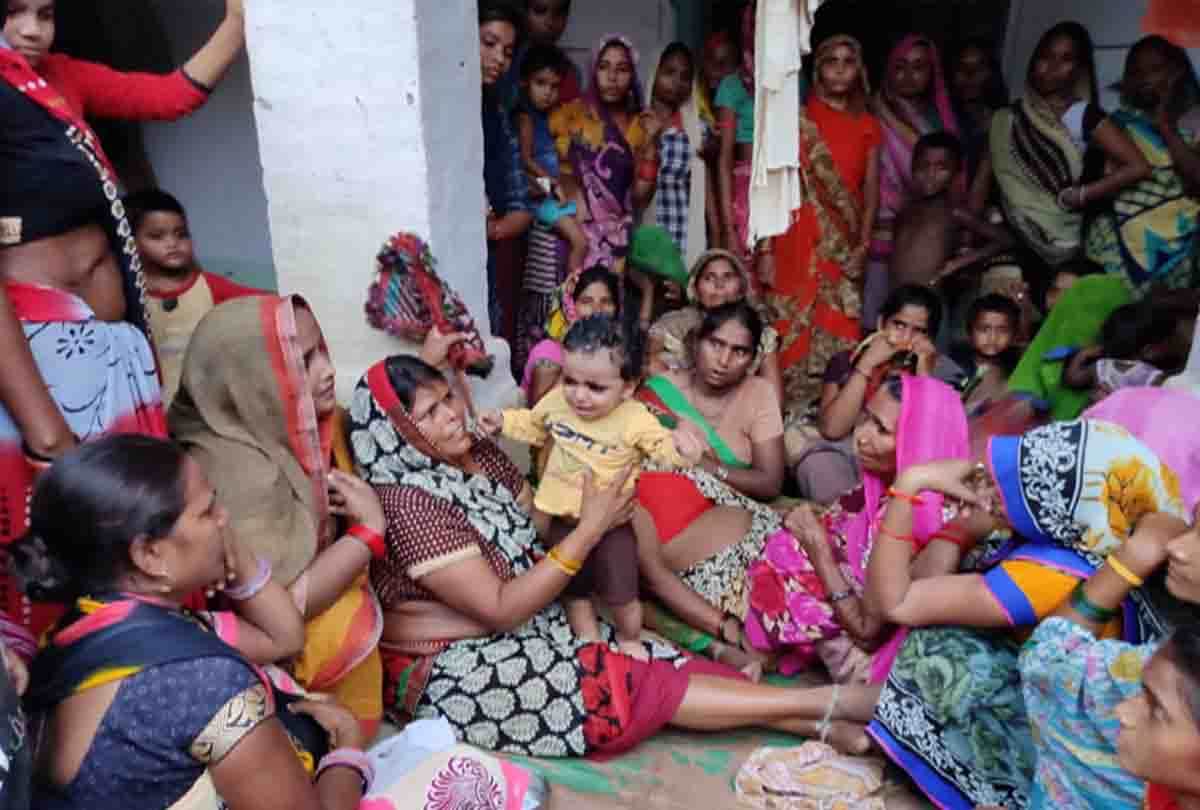 Female constable commits suicide after husband's death