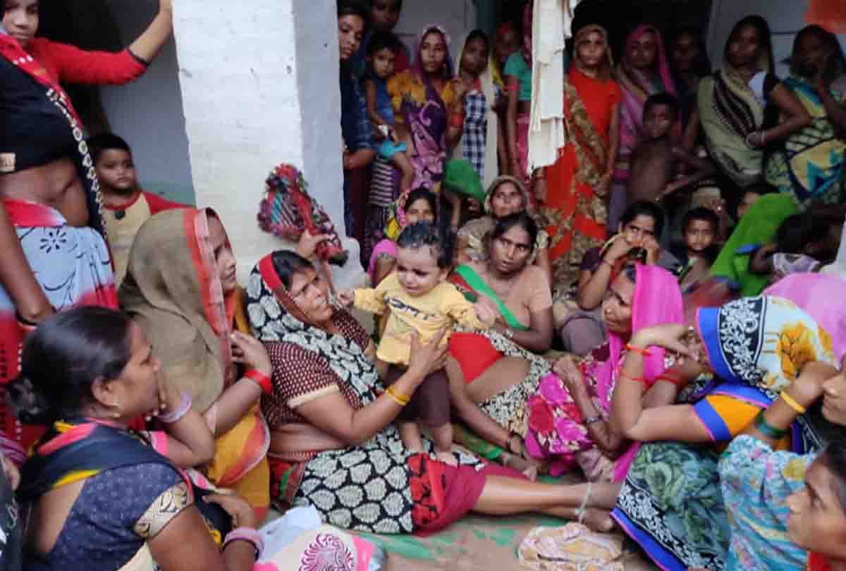 Female constable commits suicide after husband's death