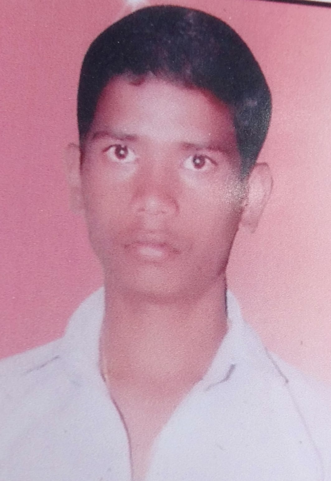 Young man hurt by the death of a girl