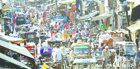 बरेलीः शासन की गाइड लाइन ही सही.. बाजार बंदी की पुरानी व्यवस्था लागू