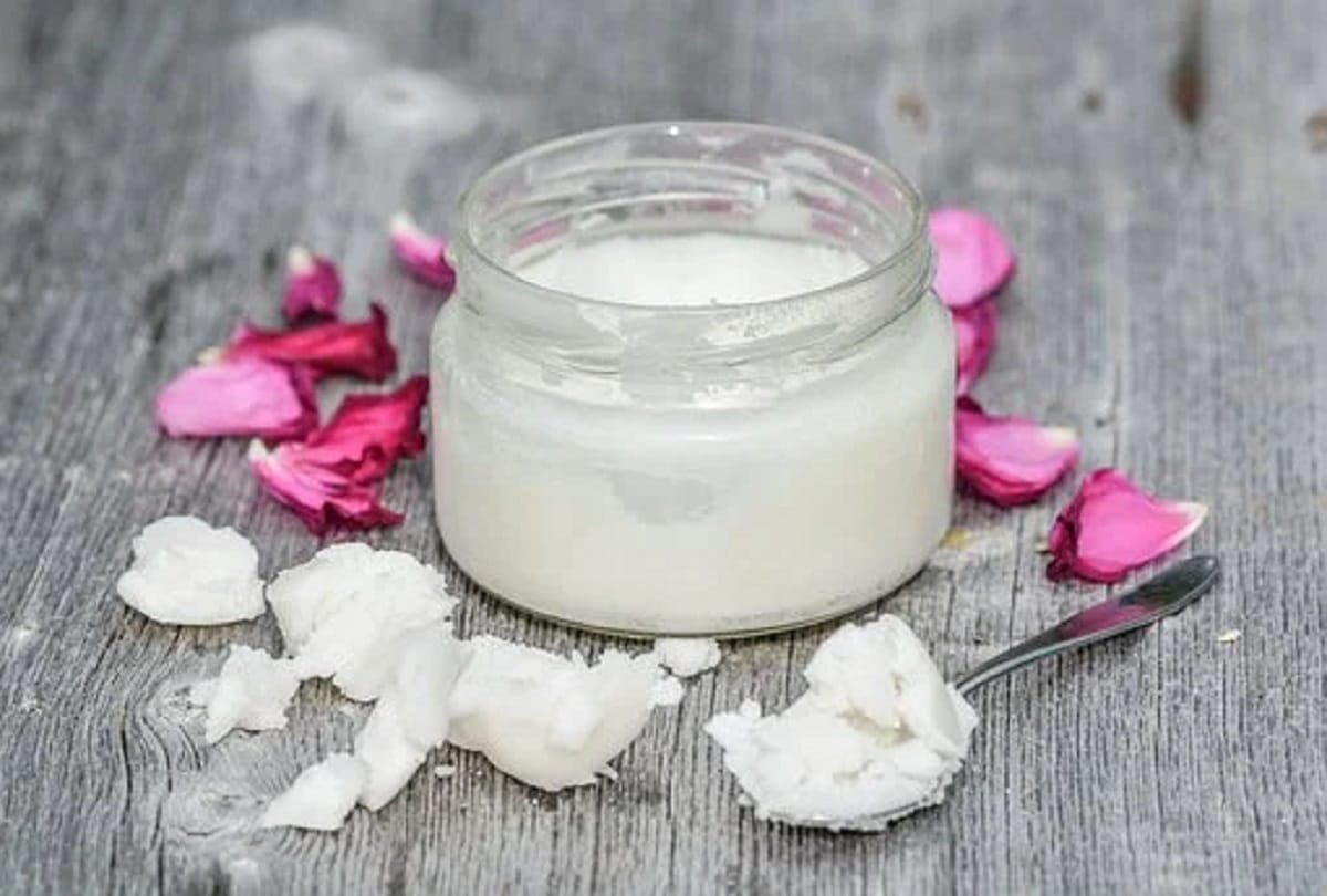 Honey Face Scrub For Dry Skin Know How To Make At Home Scrub Banane Ke Tareeka in Hindi