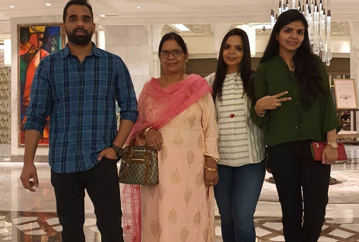 PCS  toppers of lucknow, uttar pradesh, see pictures