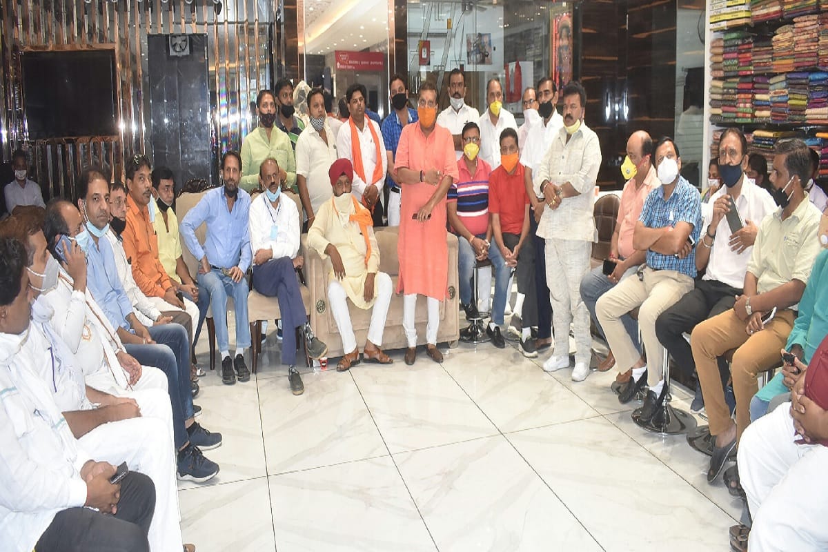 Meerut News: The markets of Shastrinagar Jagriti Vihar will be closed today, Naveen Gupta faction announced Sunday's ban