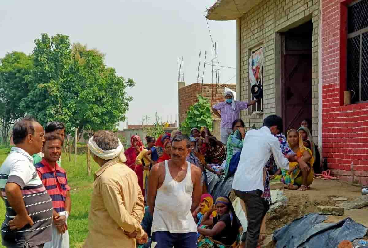 Police beaten son, father dies in shock