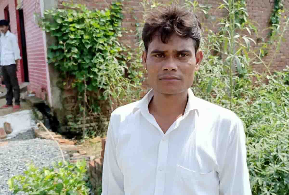 Police beaten son, father dies in shock
