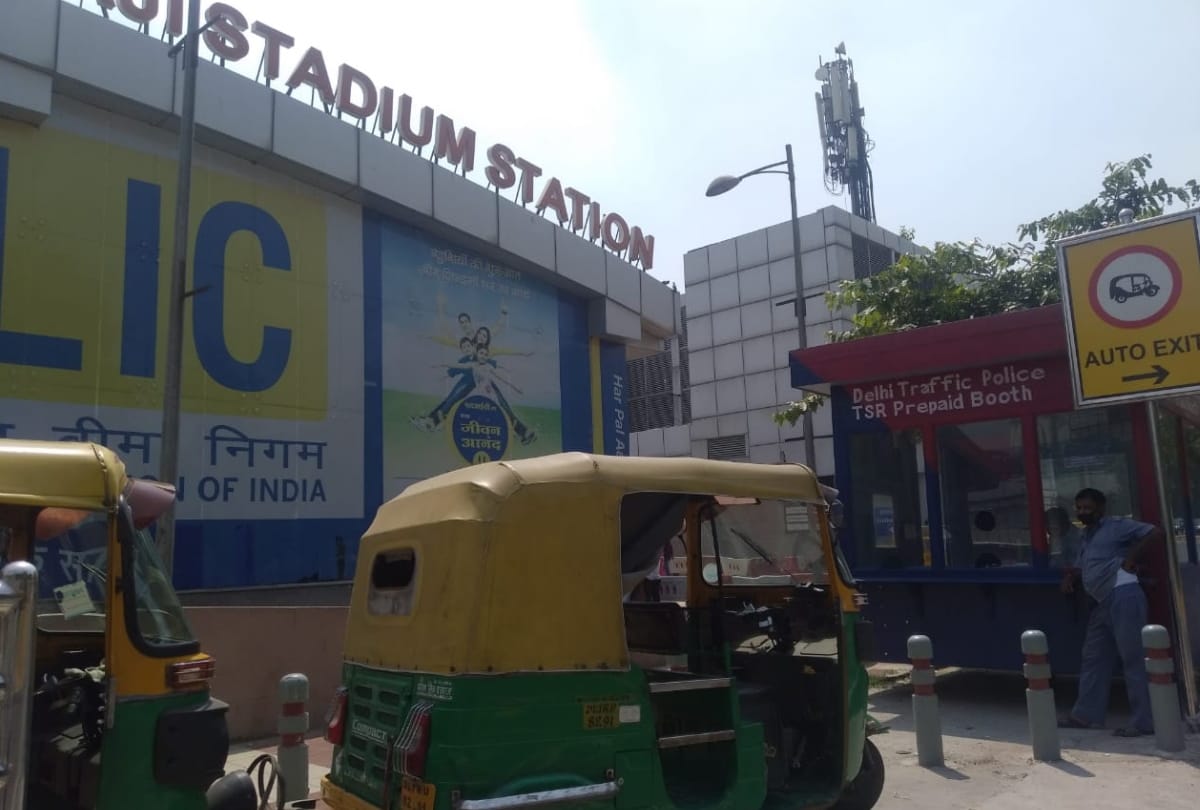 DMRC starts Pre-paid Auto Service in coordination with Delhi Police at Shivaji Stadium Passengers of Delhi Metro Airport Line can avail