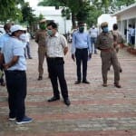 दिशा-निर्देश देते डीएम कौशलराज शर्मा
