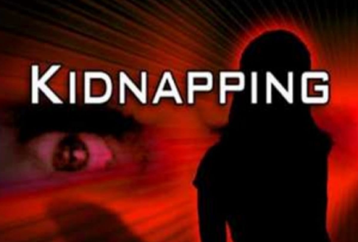 One month old girl kidnapped publicly