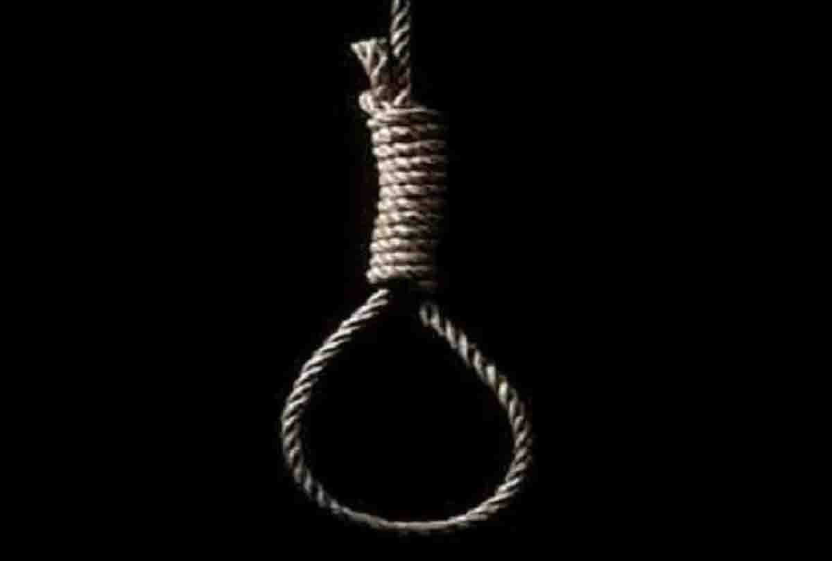 Husband committed suicide after quarreling with his wife