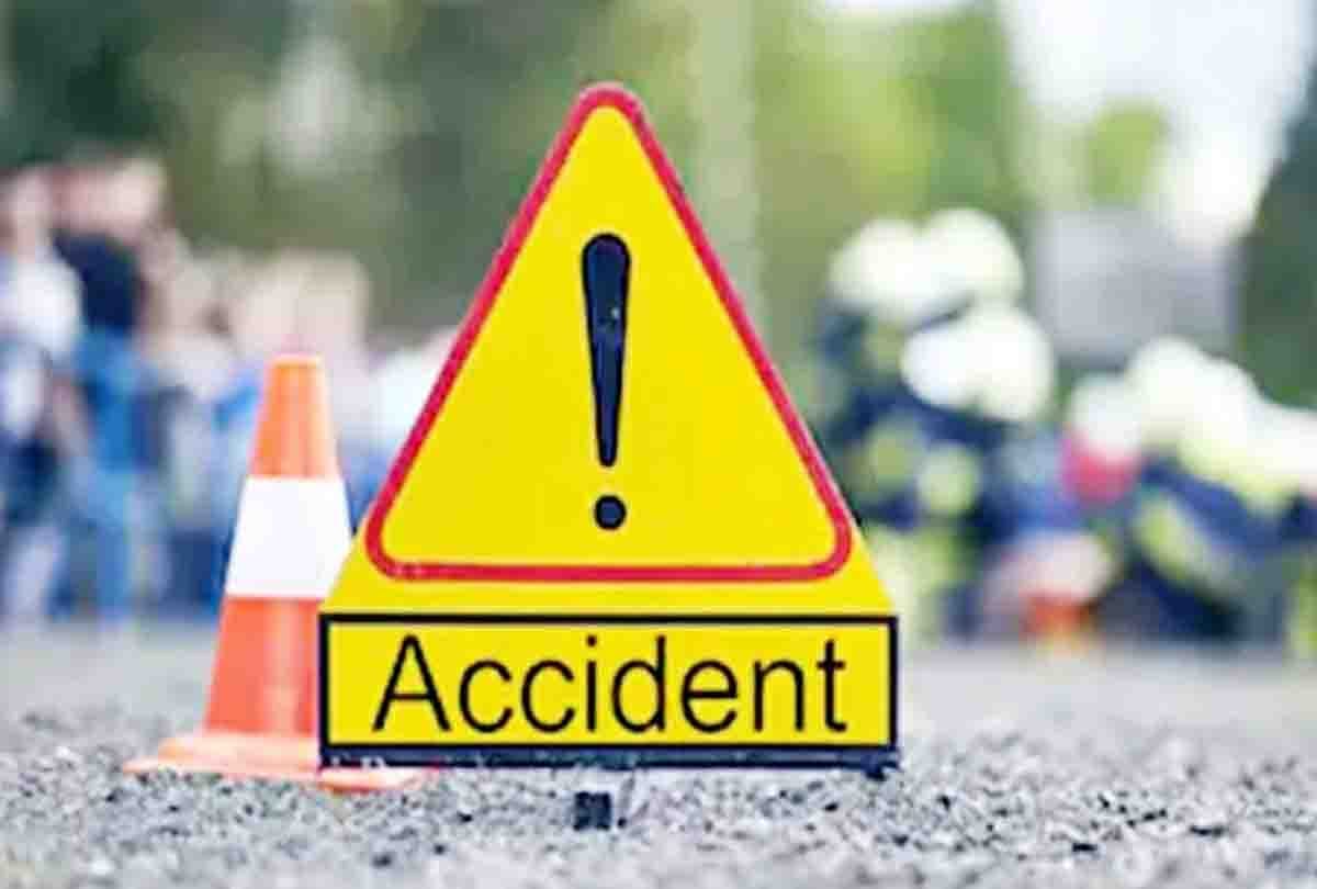 Old woman died in a road accident in Farrukhabad