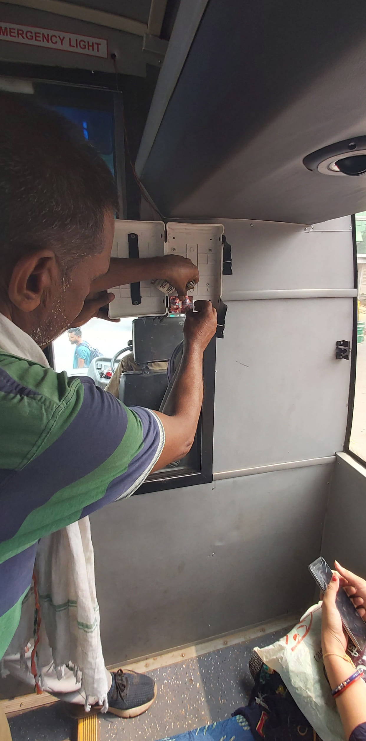 Only two tablets for treatment in air-conditioned roadways bus