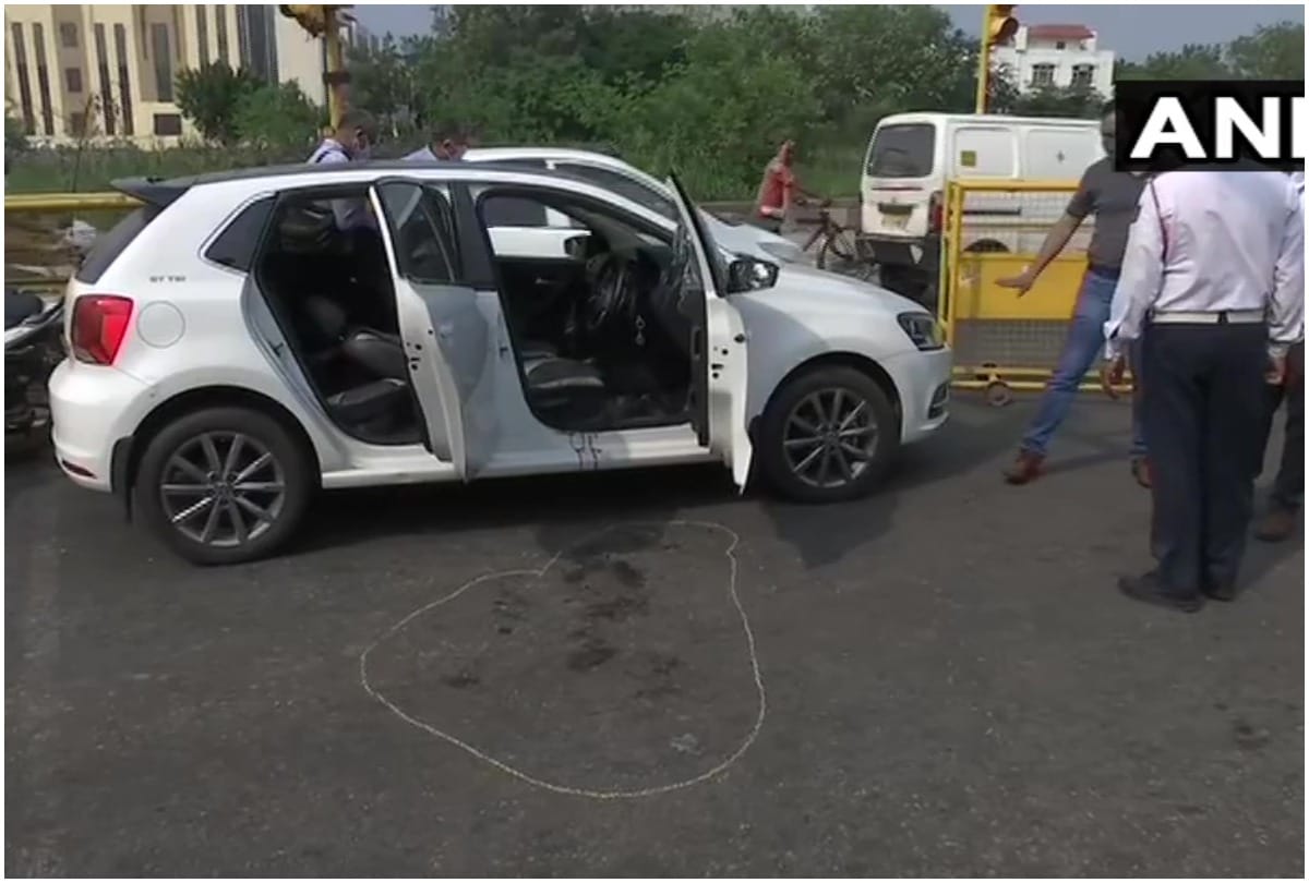 Delhi: Unidentified assailants shot at a man in Madhu Vihar area, dead