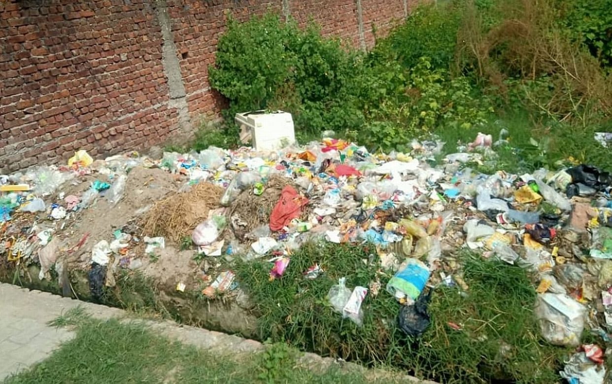 Even after the new system, the garbage is not getting up from home