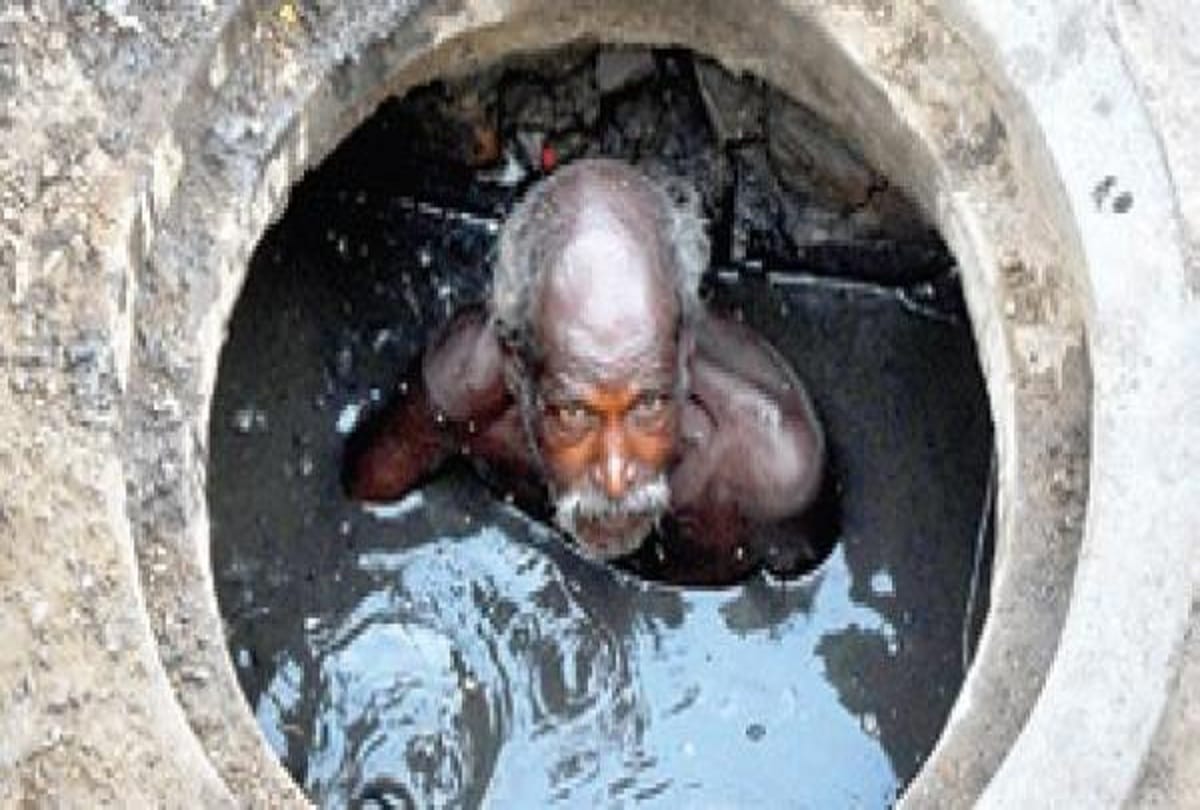 government Will Bring a bill for law prohibiting manual scavenging
