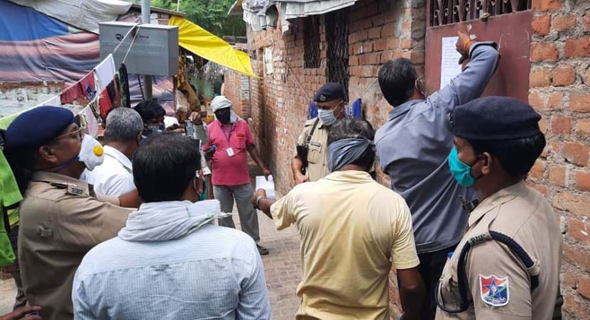 Railways gave notice to vacate Rajiv Nagar Khanti