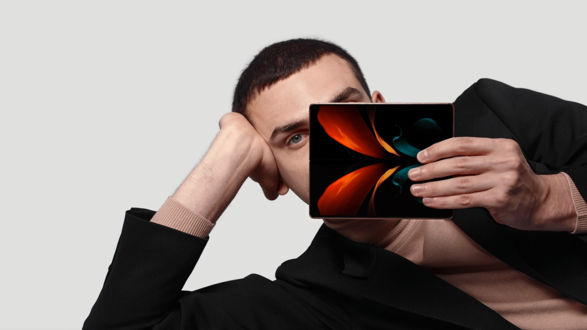 Samsung Galaxy Z Fold2 launched in India, know its specifications and price