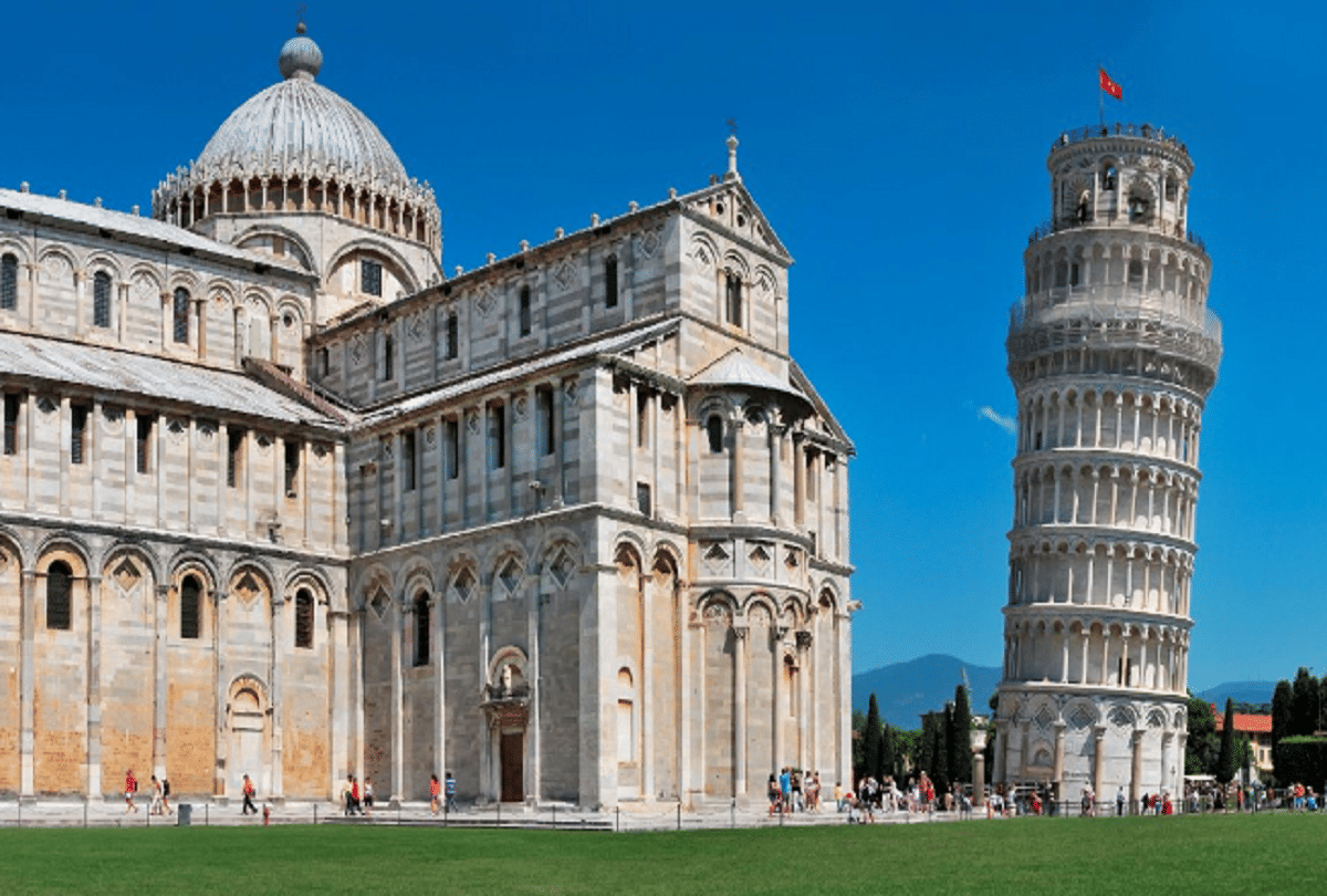 Tower of Pisa is still standing after suffering four powerful earthquake tremors know reasons