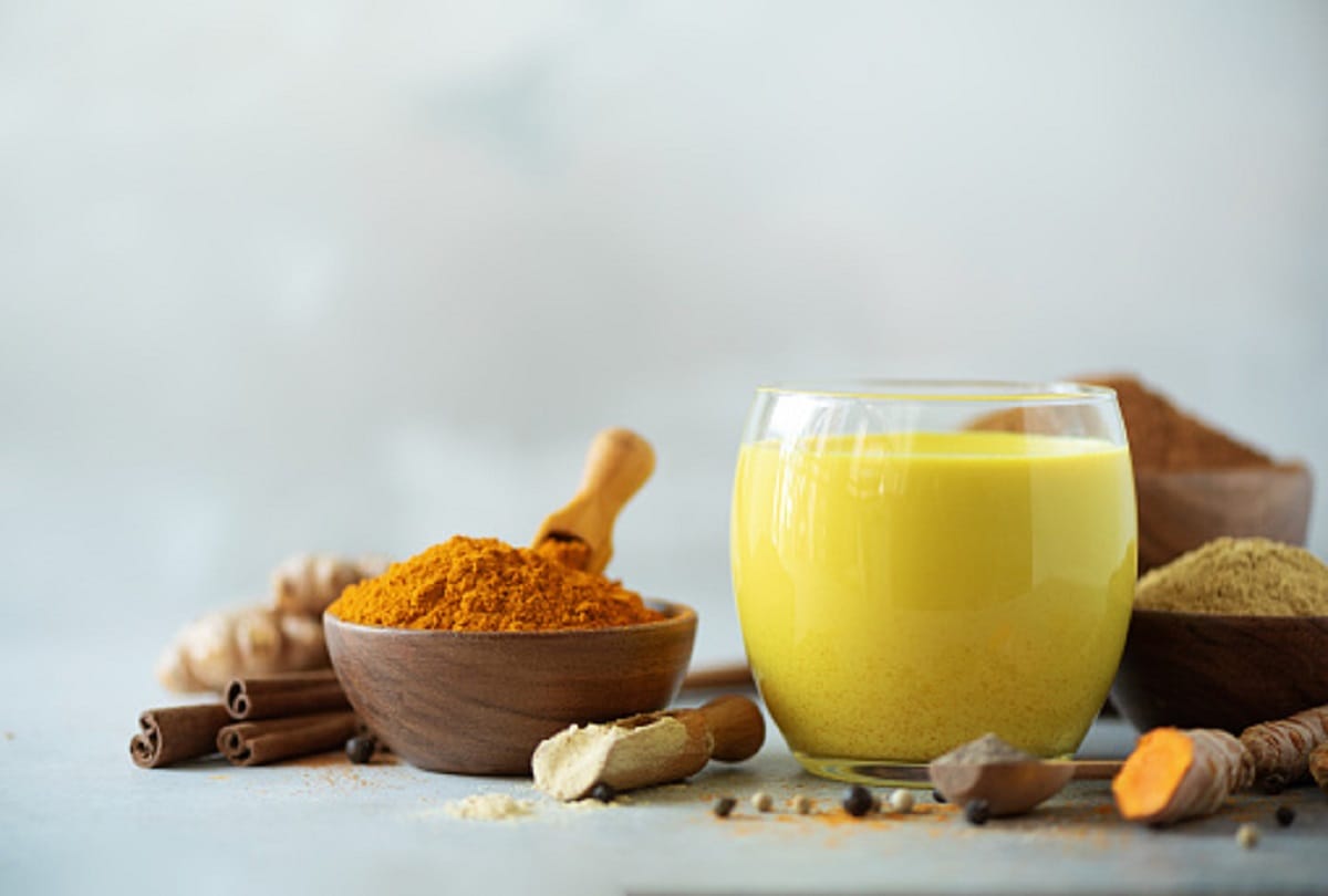 benefits of turmeric in winter