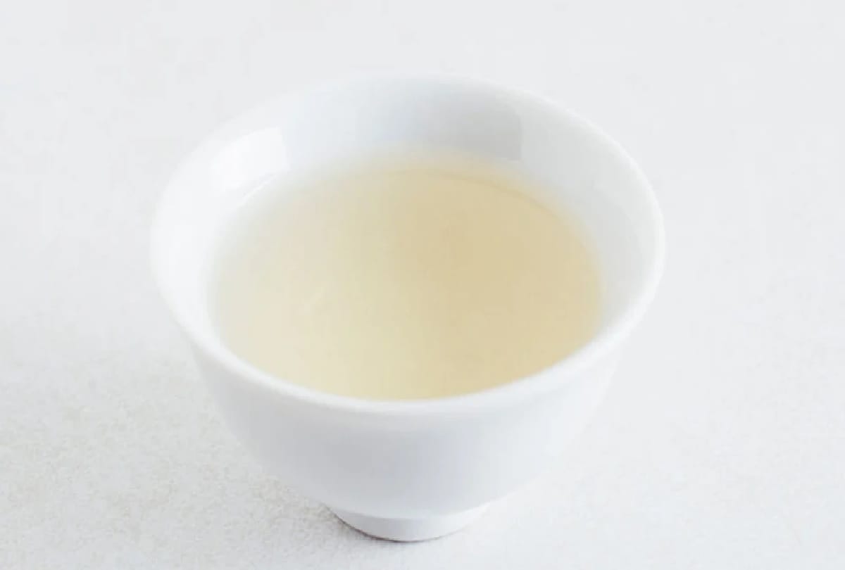 never clean this things with vinegar in hindi