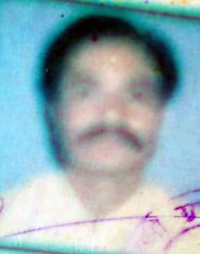 Farmer's death while putting medicine in field