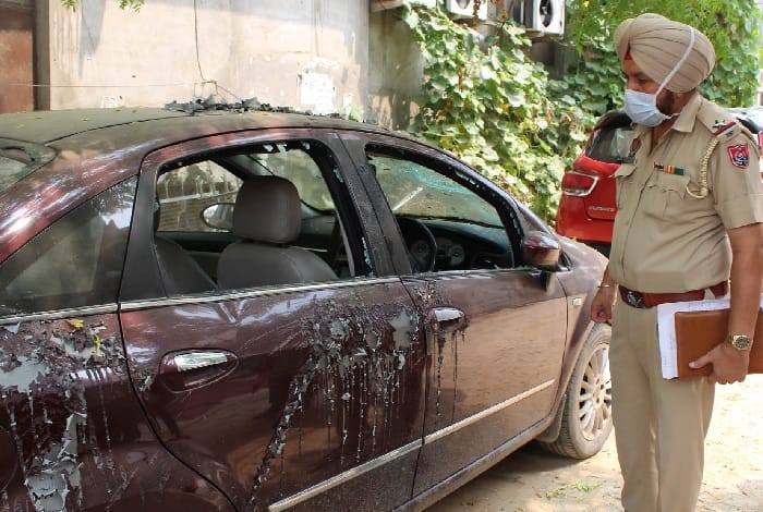 acid attack on car outside house due to refusal of girl for marriage