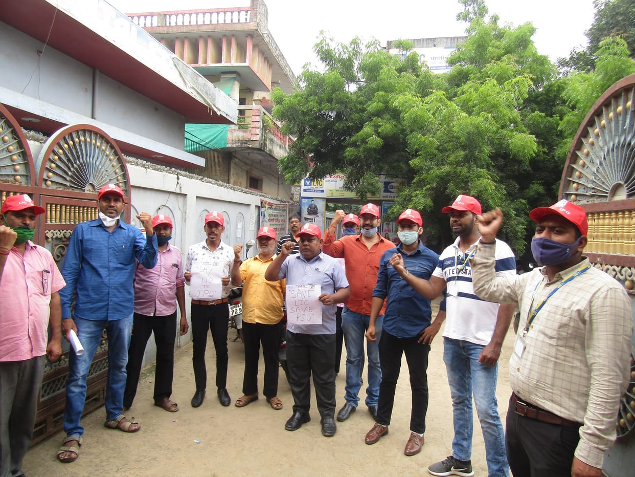 LIC employees demonstrated in support of demands