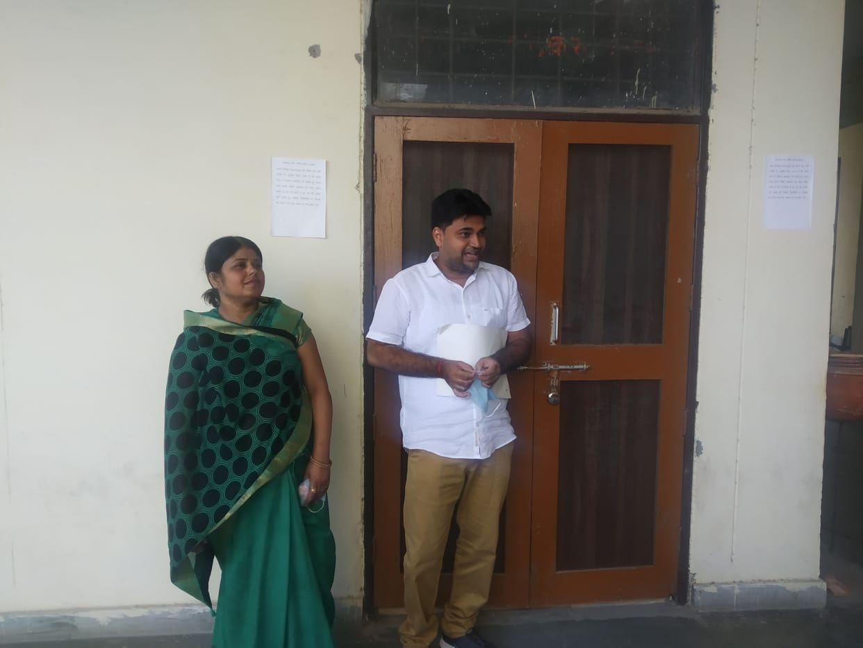 councilor gathered for election of chairmen, officer not reached