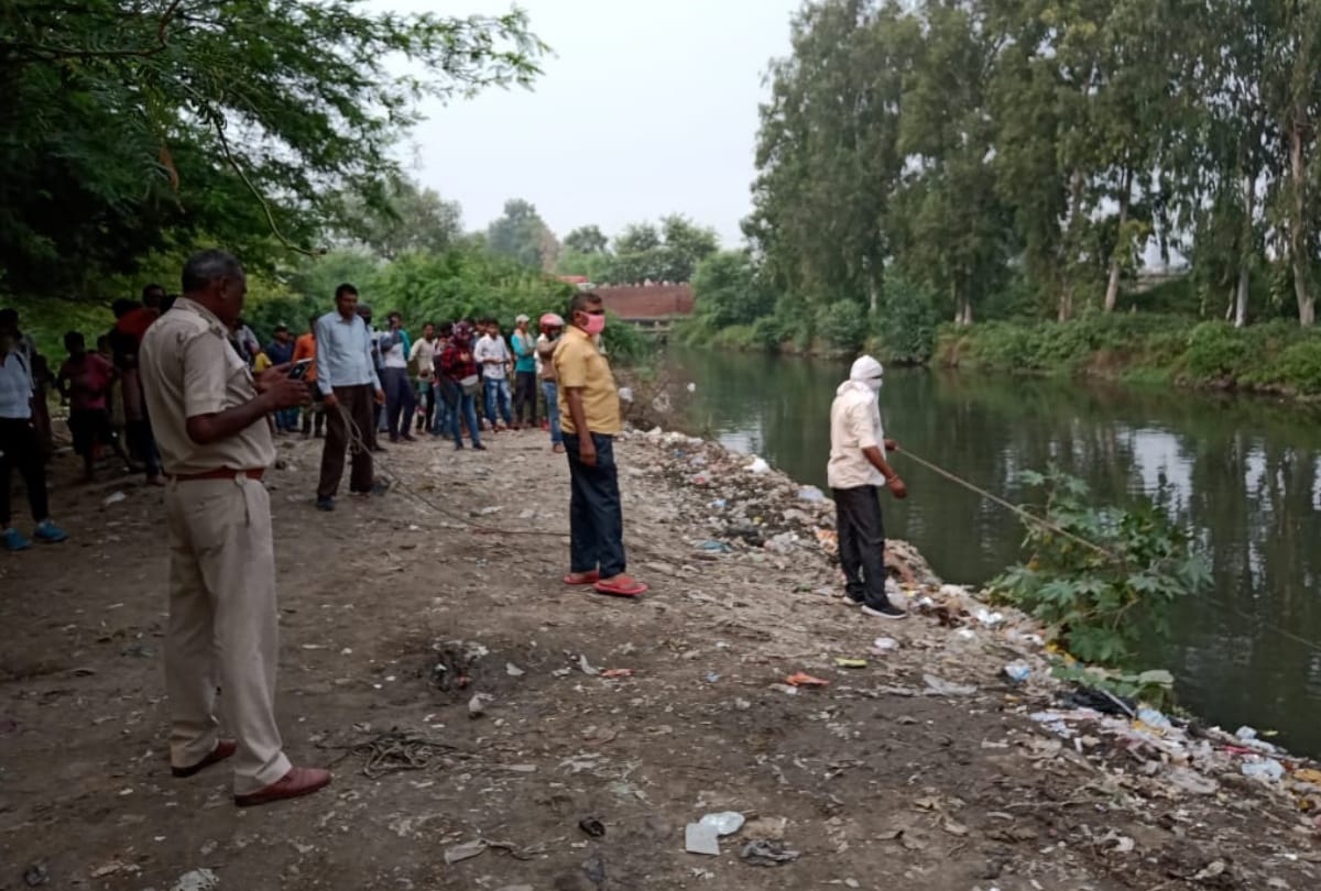faridabad two teenage girls jump into canal after dispute with neighbors police probe on