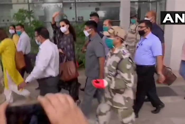 Actress Kangana Ranaut Statement in Chandigarh on Mumbai and Shiv Sena