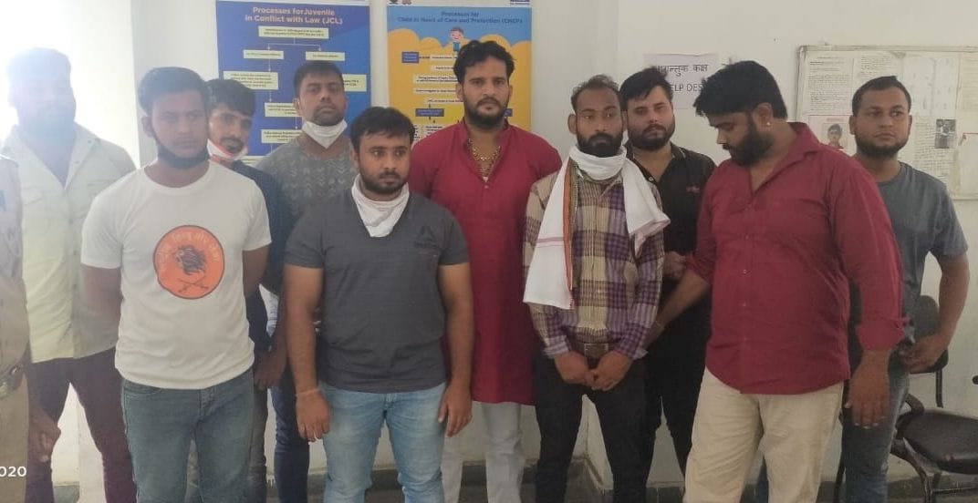 Ten arrested including national president of Hinduist organization going to Panchayat