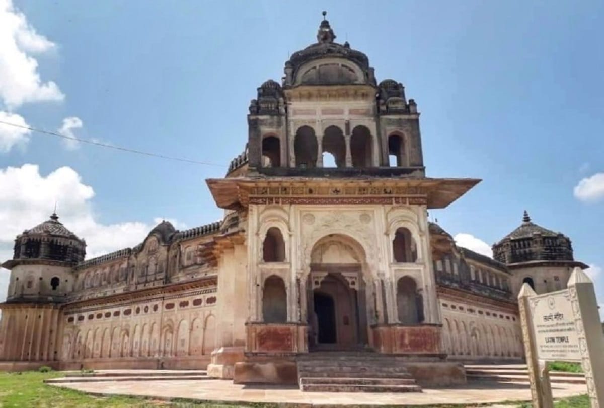 best place of architecture in India Must visit Orchha temples
