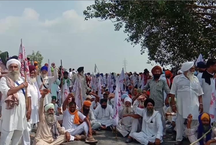 Farmers protest in Amritsar of Punjab, Amritsar-Delhi National Highway jam