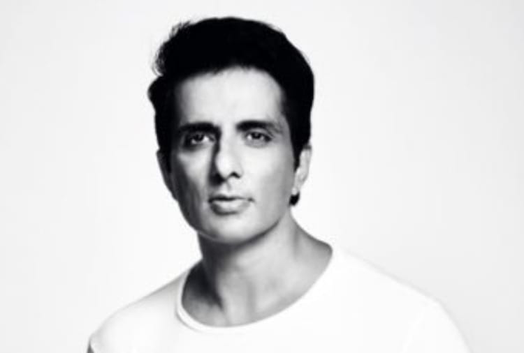 Actor Sonu Sood Sends Smartphones To Children For Online Studies in Chandigarh