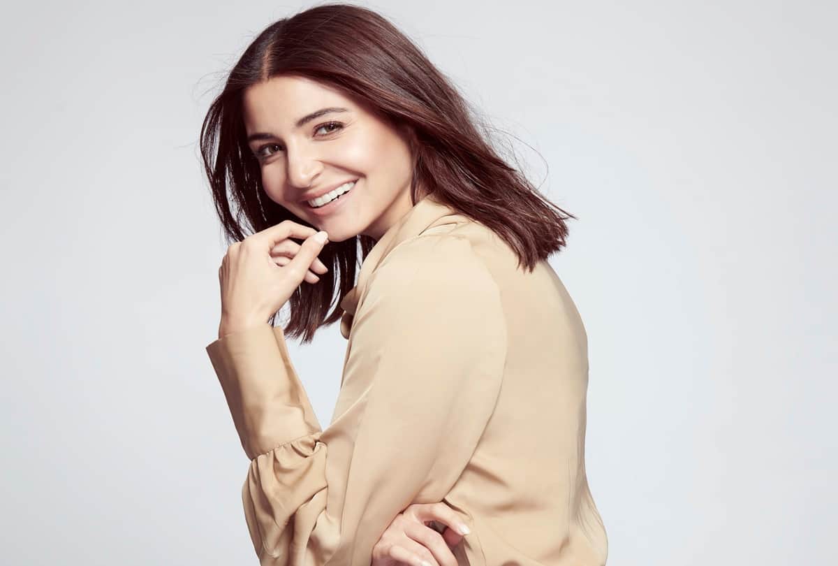 virat kohli anushka sharma trolled for wearing puff sleeve dress