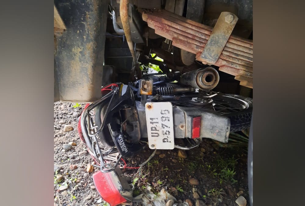 Dehradun Accident News: Truck Collision with bike, Two youth died