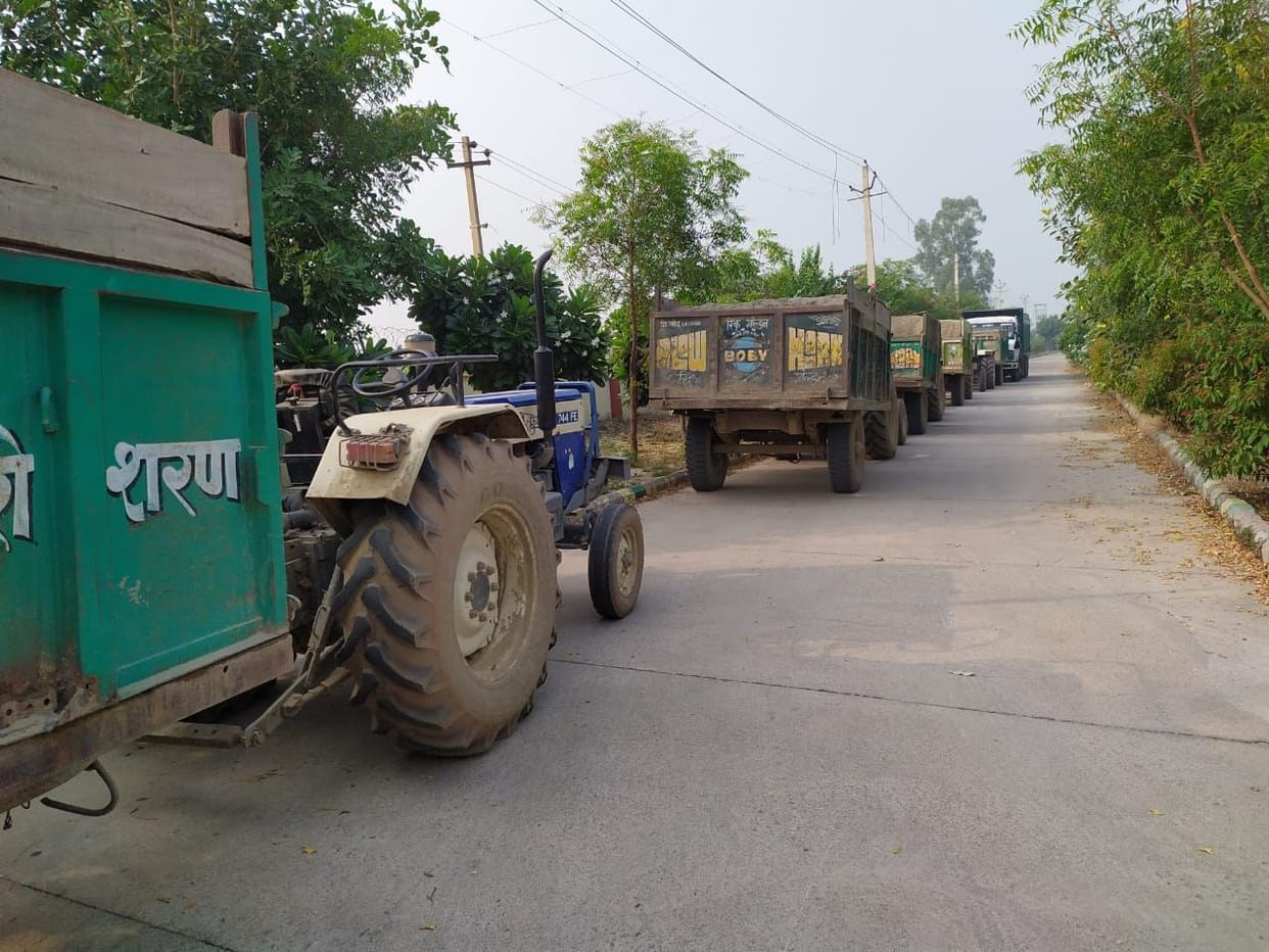 caught seven vehicles filled with sandbar