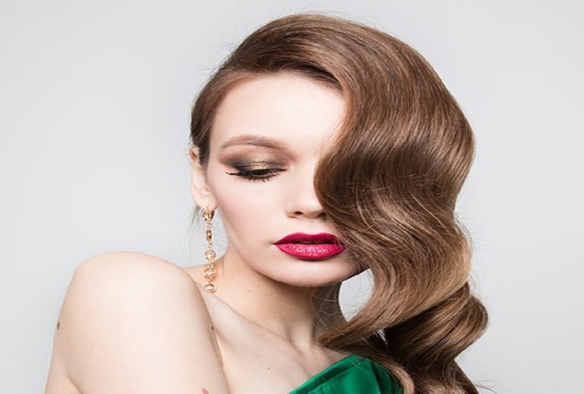 Rainy day make up tips try these 4 trendy Makeup Look