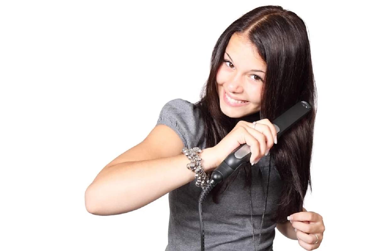 mistakes that you often do with your hair must follow these hair care tips