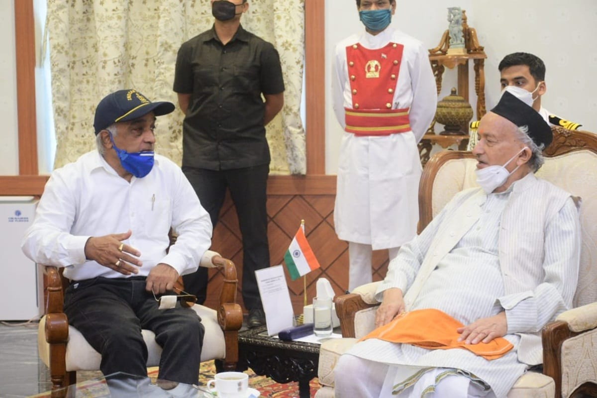 Indian Navy retred officer met governor koshyari demand President Rule to be imposed in state shivsena centre