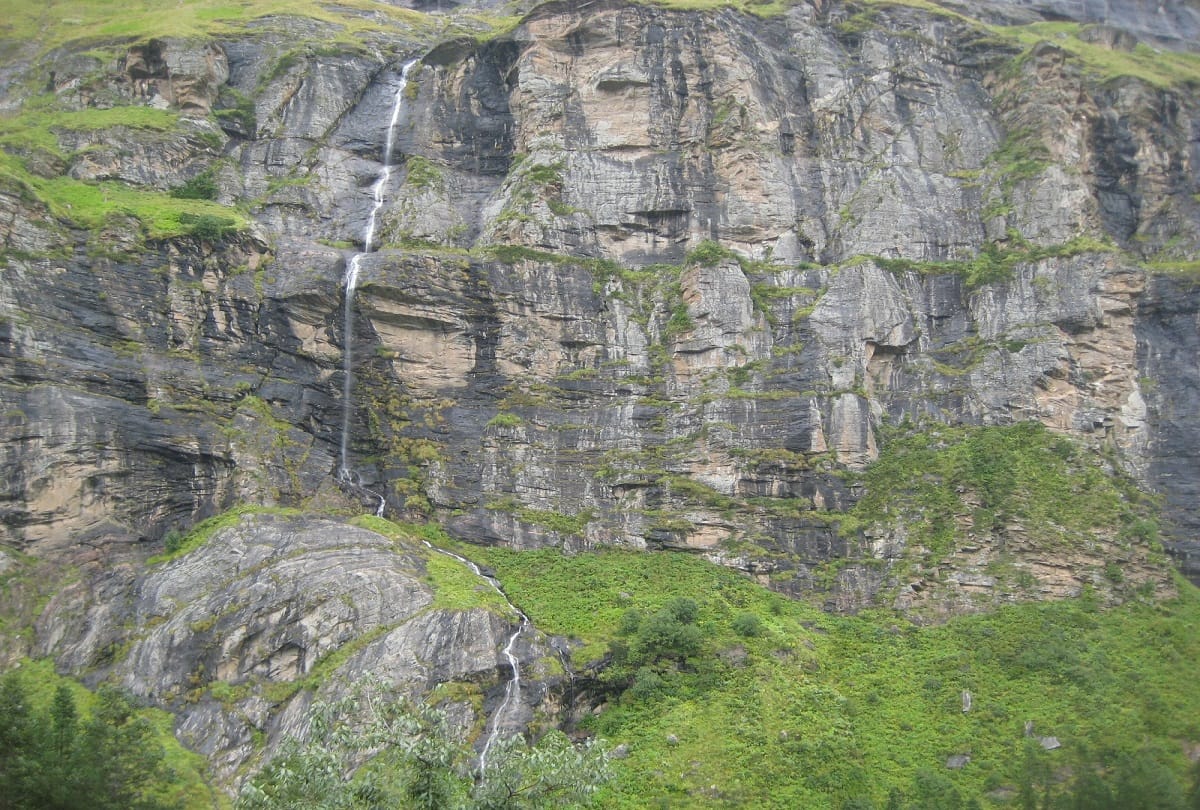 Himachal pabbar valley is the most beautiful place in India