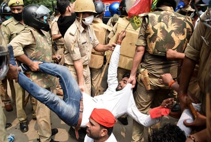 Clash with protesters on the road against unemployment, more than a hundred arrested