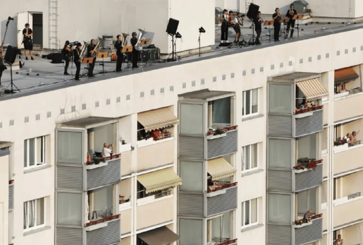 germany musicians perform unique concert on rooftop amid covid 19 panademic