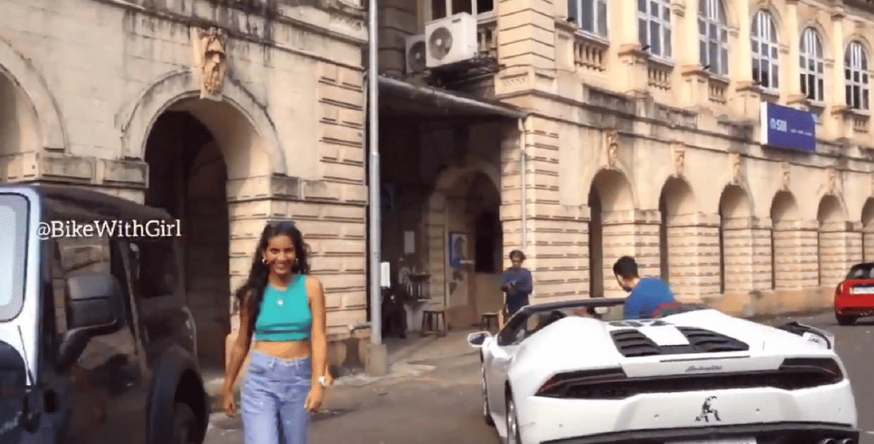 new Mahindra Thar 2020 craze Lamborghini car owner seeing the new SUV Anand Mahindra shares video