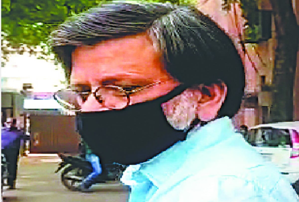 short film maker created a whatsapp group to support delhi protest