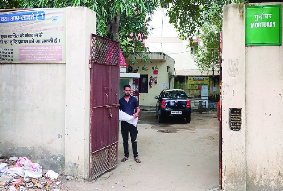 man dies after not getting treatment in gurugram