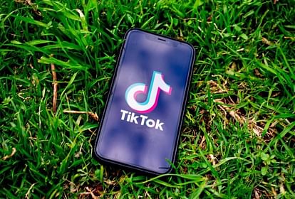 France to ban Chinese-owned video-sharing app TikTok