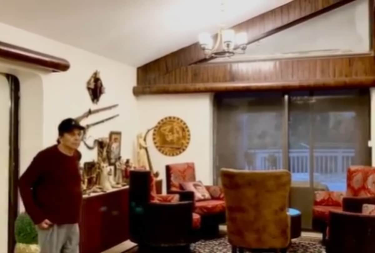 dharmendra house inside photo here royal look